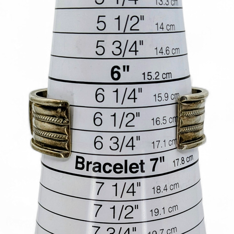 Donald & Viola Eriacho - Zuni Carinated Inlay Cuff