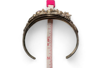 Detailed Four Wolves Cuff with Turquoise and Amethyst